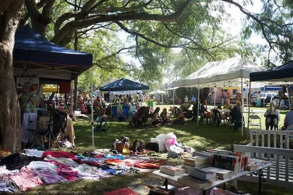Crystal Waters Market