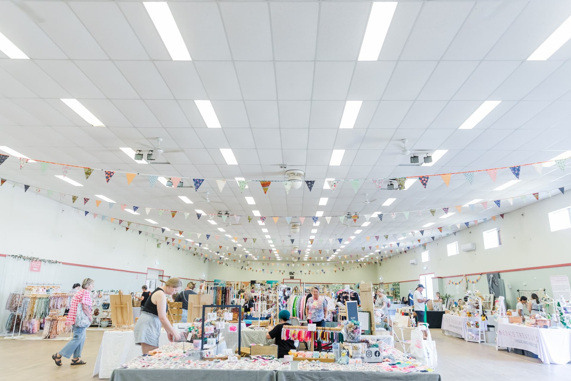 River & Wren Market