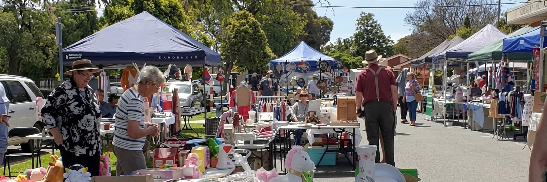 Cobram Lions Log Cabin Community Market