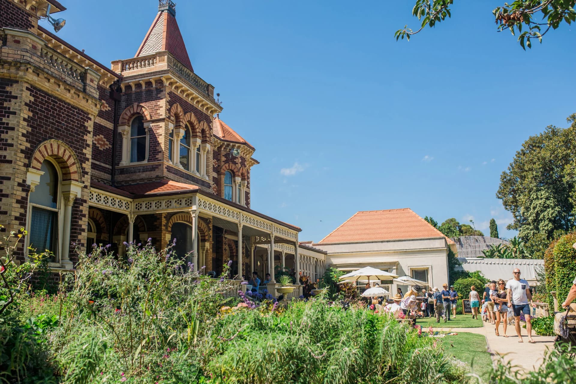 Trust Makers' Market