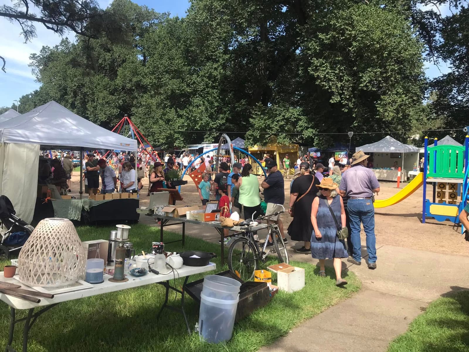 Candelo Market